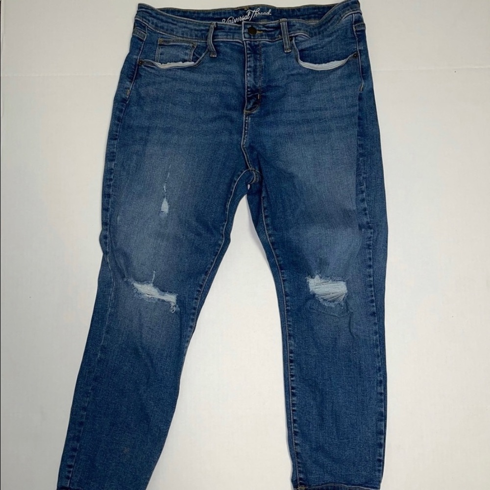 Universal Thread Ripped Skinny Jeans SZ 16